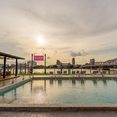 Glow Bangkok Riverside Bagian luar foto