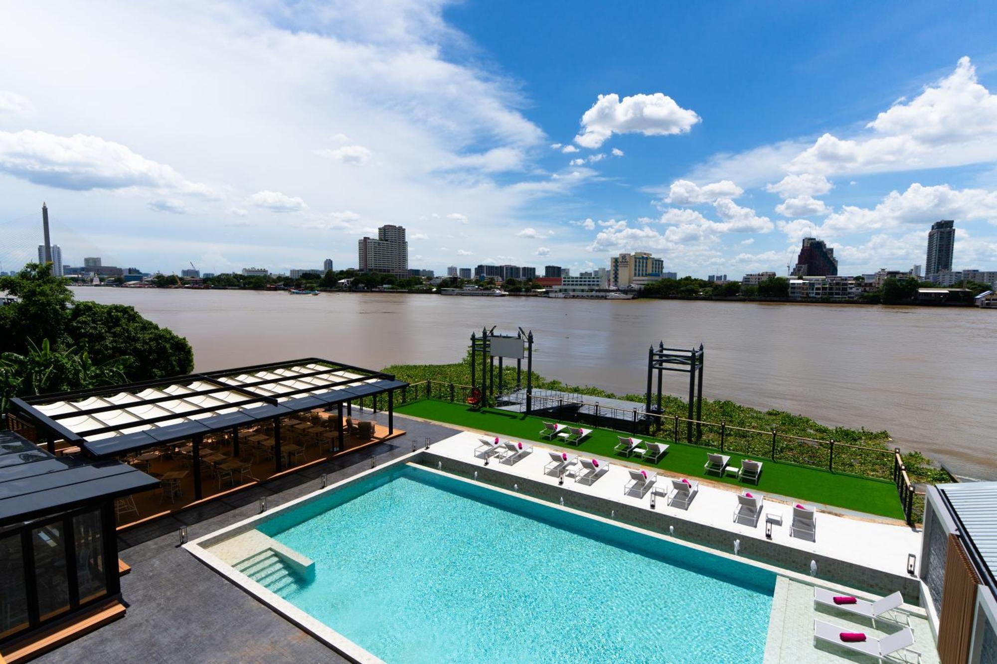 Glow Bangkok Riverside Bagian luar foto